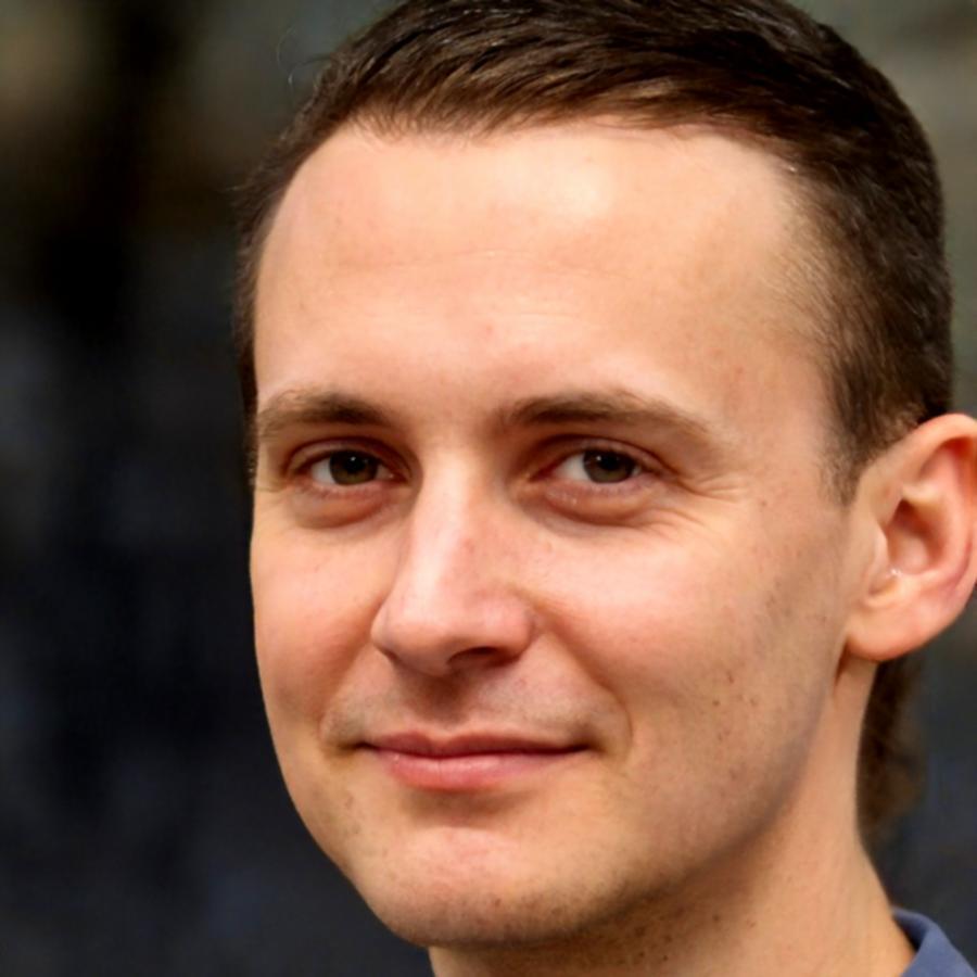 Portret instruktora Damian Kołakowski